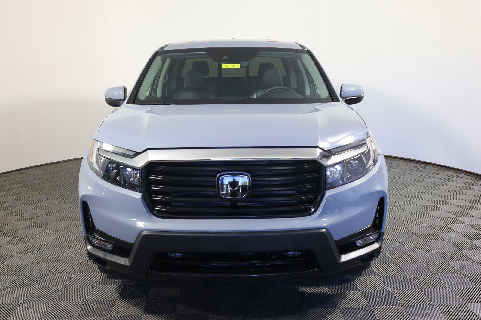 Used 2023 Honda Ridgeline RTL image 2