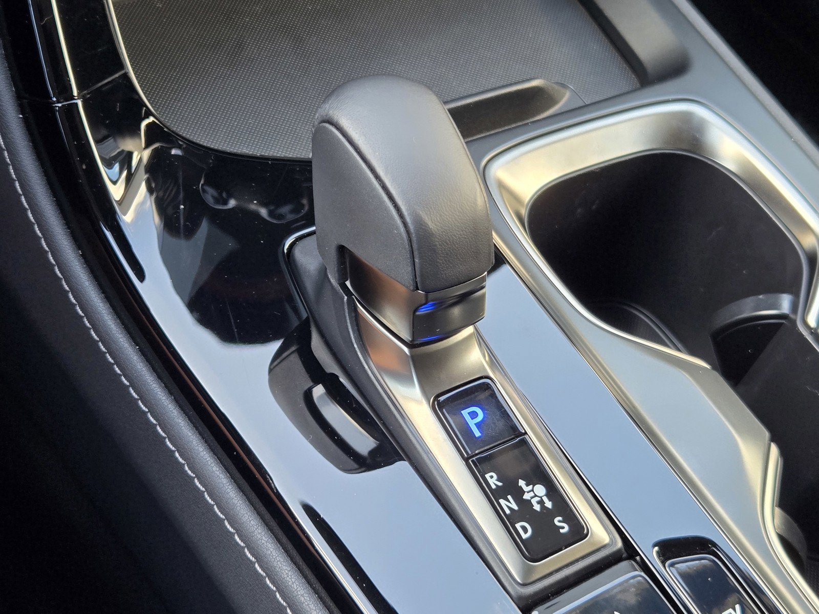 Certified 2025 Lexus NX 350h AWD w/ Accessory Package (2T) image 21