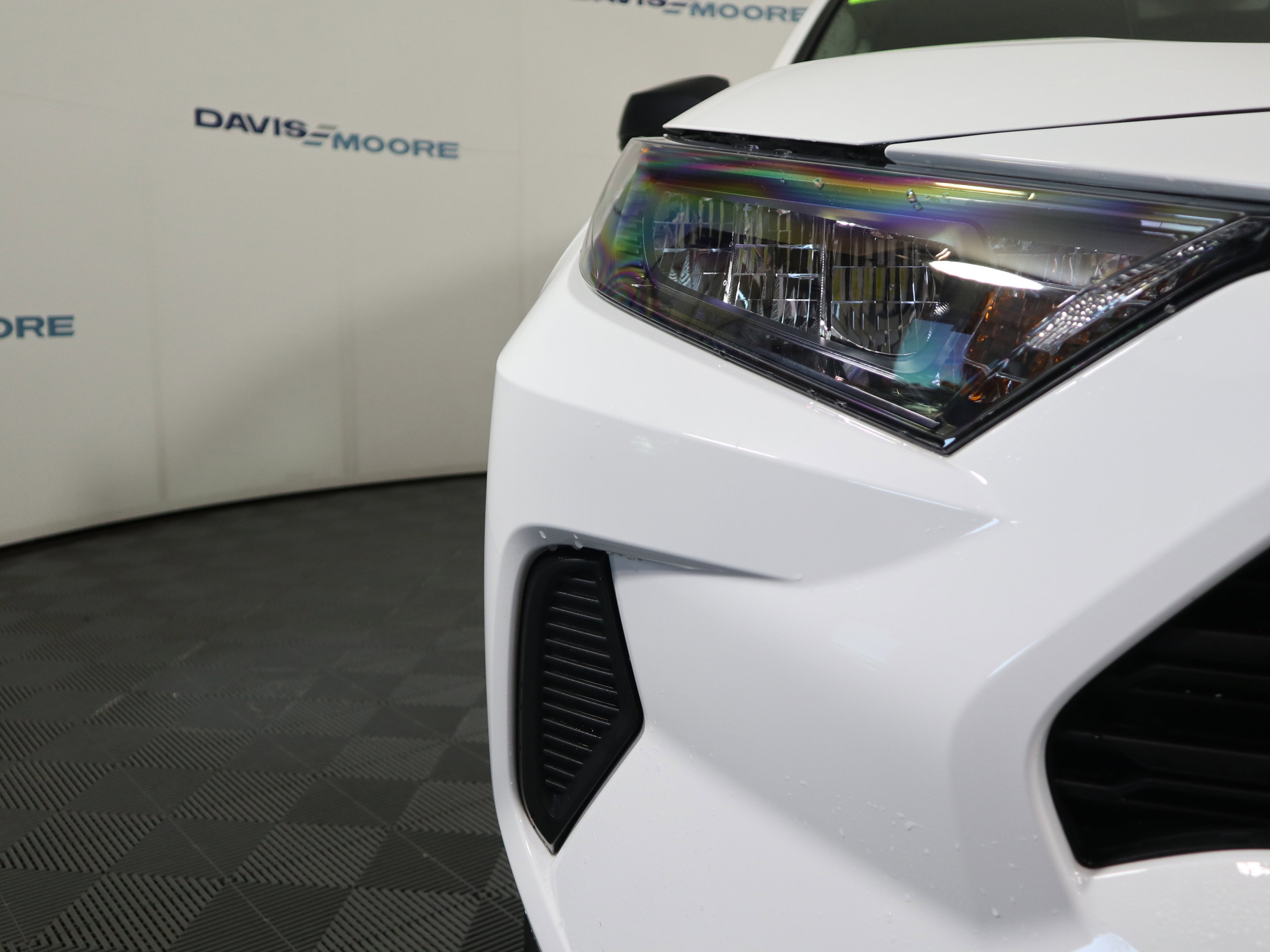 Used 2022 Toyota RAV4 LE image 3