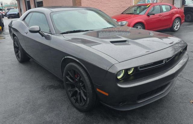 Used 2019 Dodge Challenger SXT