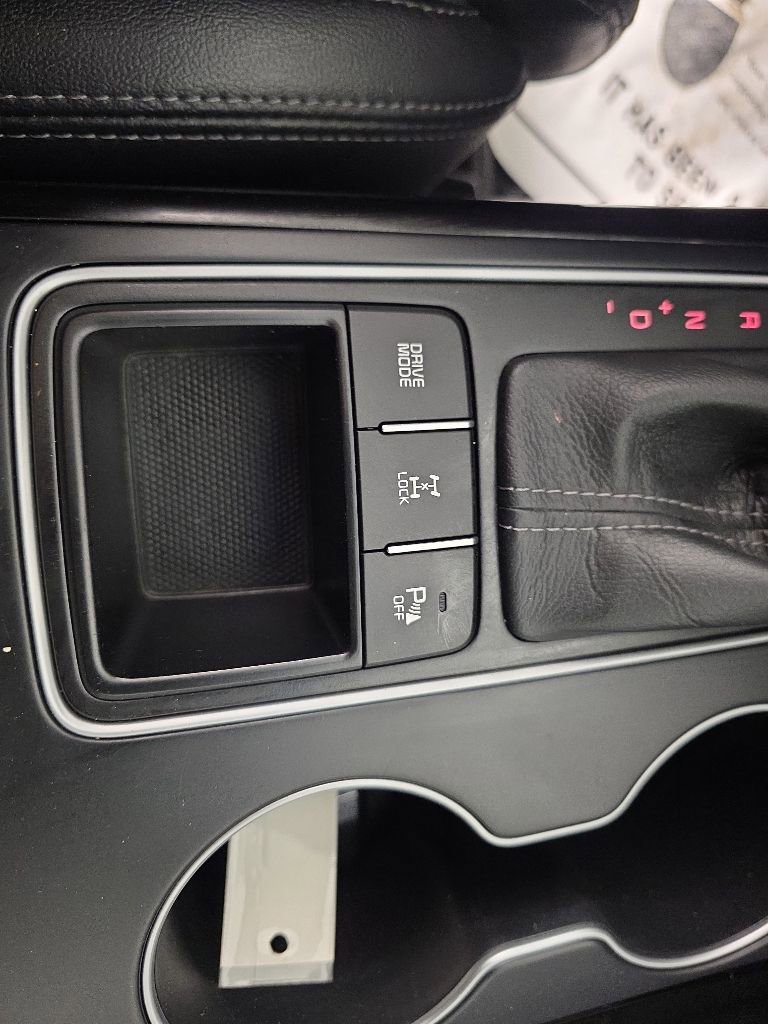 Used 2017 Kia Sorento SX AWD/4WD image 22