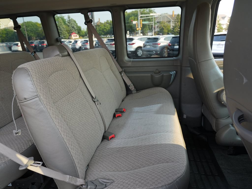 Used 2018 Chevrolet Express 3500 LT w/ LT Preferred Equipment Group RWD image 26