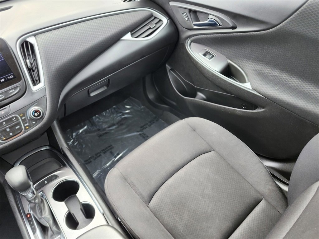Used 2022 Chevrolet Malibu LT image 13