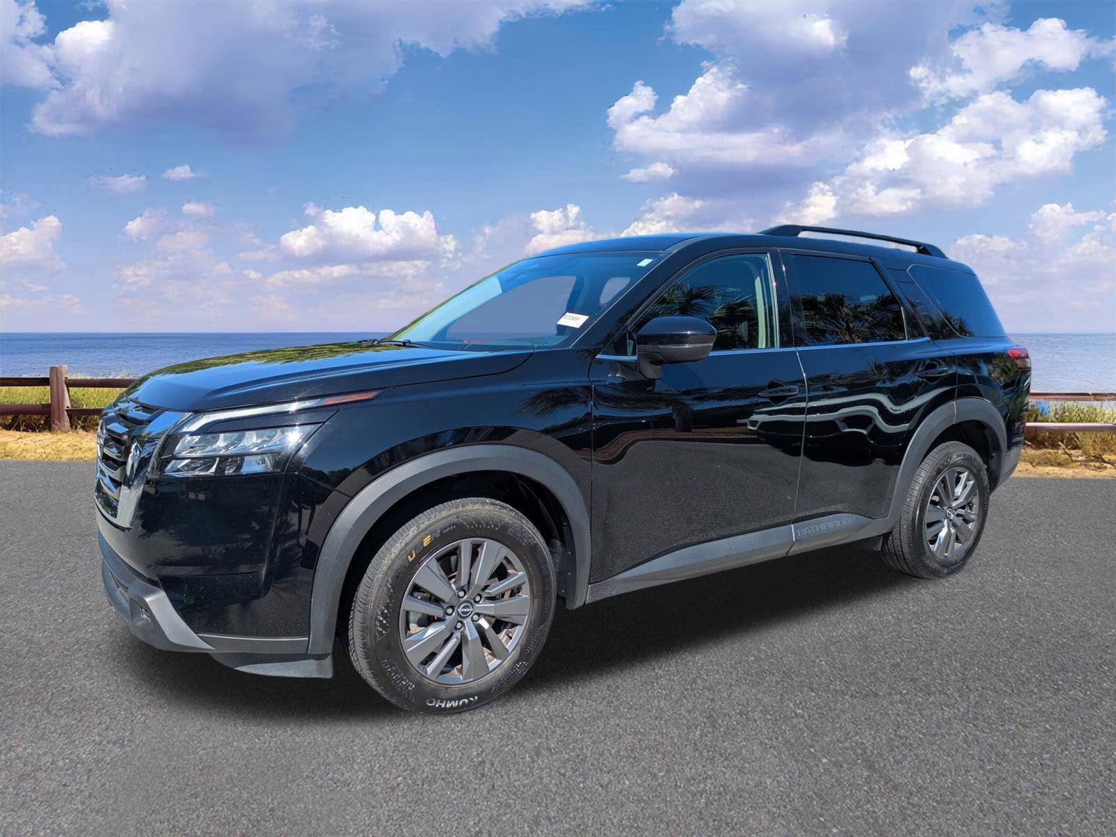 Used 2025 Nissan Pathfinder SV AWD/4WD image 4