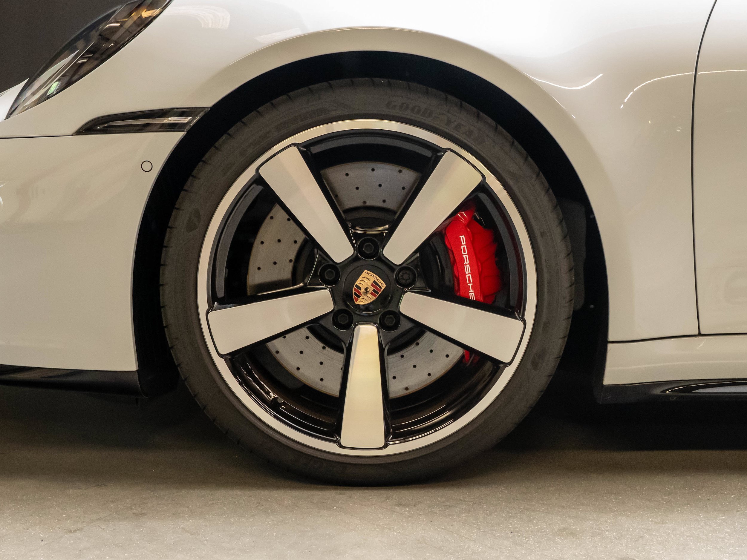 Certified 2026 Porsche 911 Carrera S RWD image 19