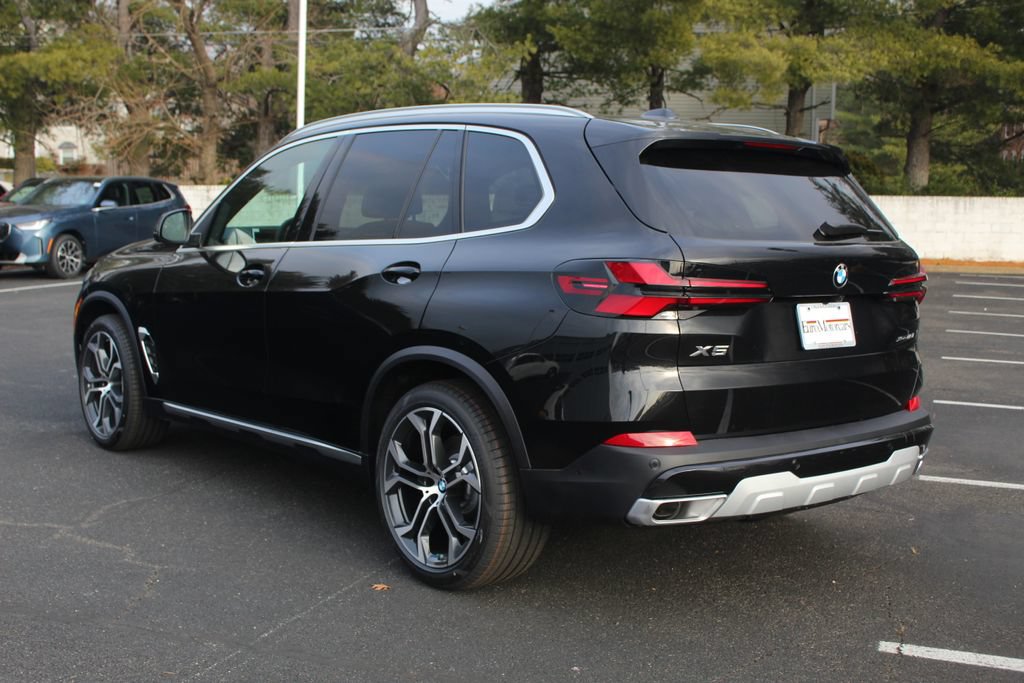Used 2026 BMW X5 xDrive50e AWD/4WD image 5