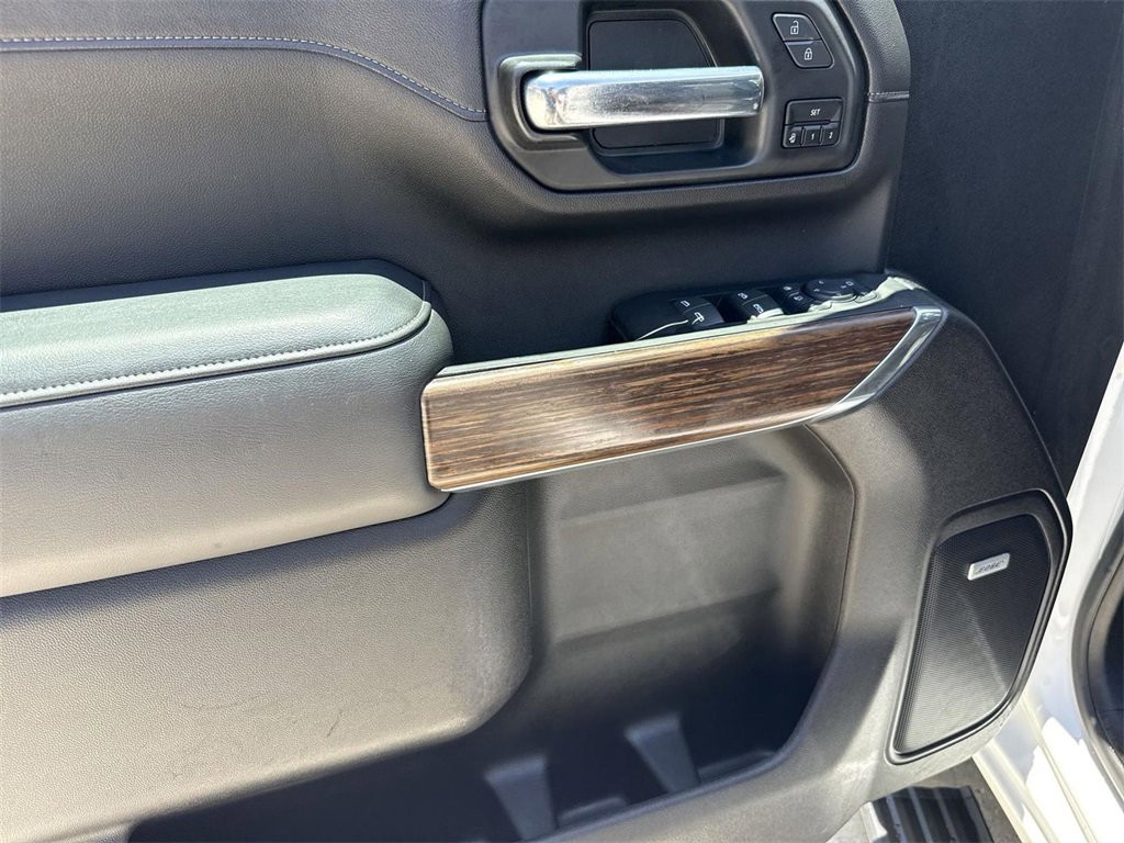 Used 2022 Chevrolet Silverado 3500 High Country image 22