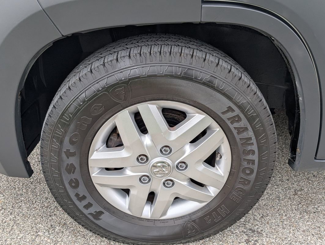 Used 2014 RAM ProMaster 2500 w/ Interior Convenience Group image 27