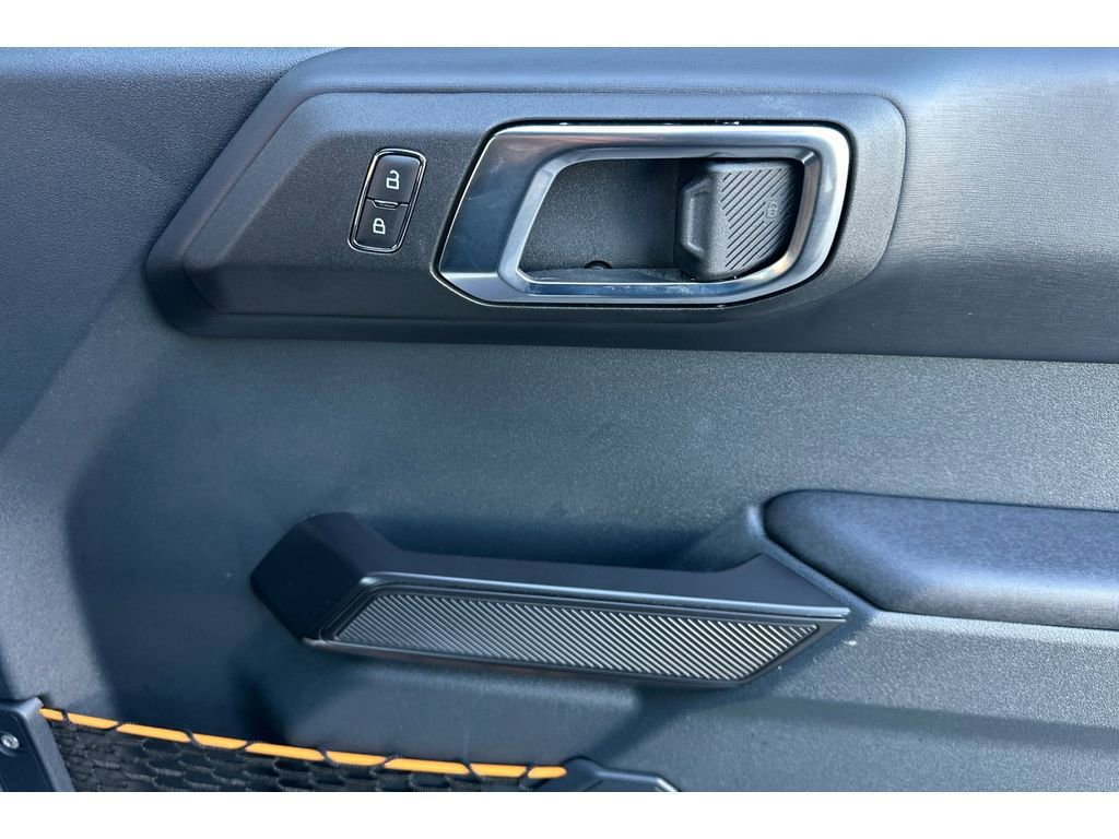 Used 2023 Ford Bronco Badlands image 19