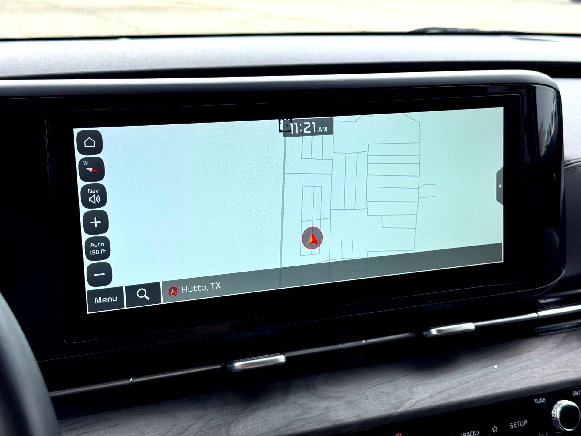 Used 2024 Kia Carnival EX image 29