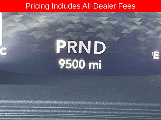 Used 2025 Jeep Wrangler Unlimited Sahara w/ Safety Group AWD/4WD image 28