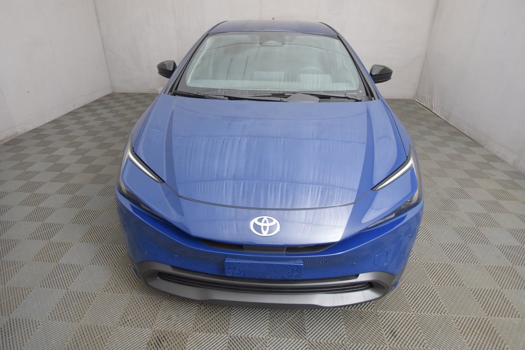 New 2026 Toyota Prius LE image 2