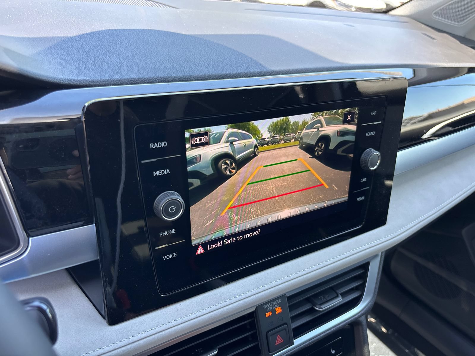 New 2026 Volkswagen Taos SE AWD/4WD image 20