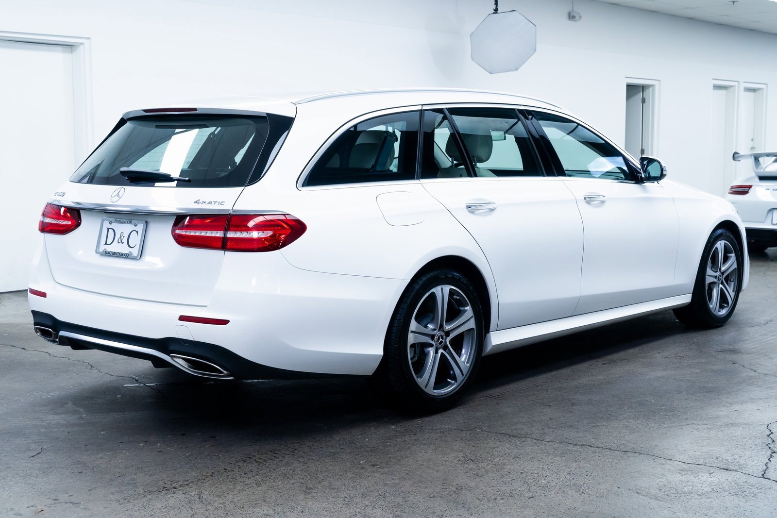 Used 2020 Mercedes-Benz E 450 4MATIC Wagon image 6