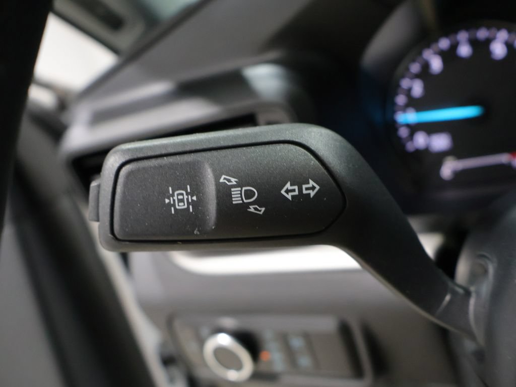 Used 2024 Ford Explorer XLT AWD/4WD image 34