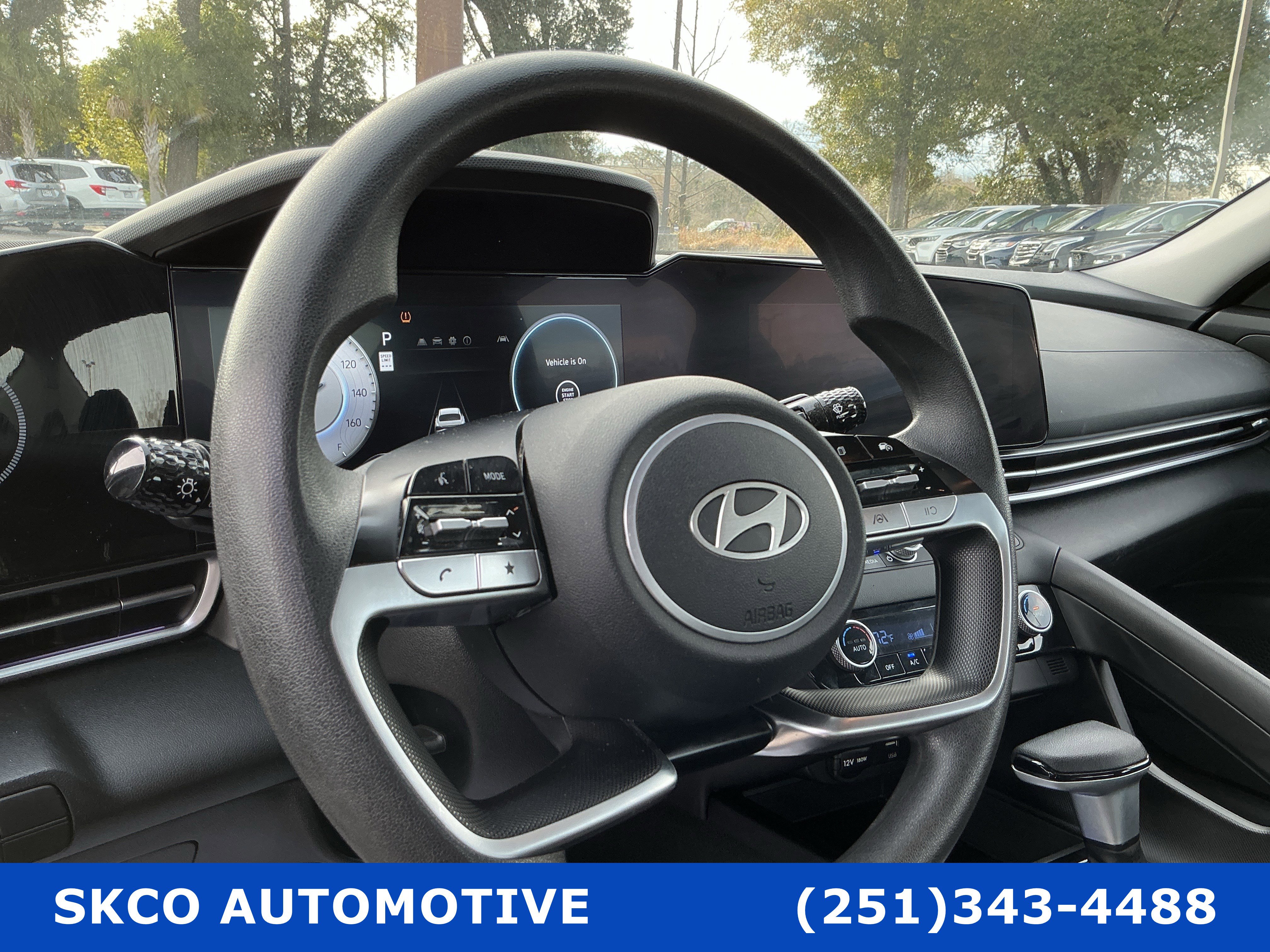 Used 2024 Hyundai Elantra SEL FWD image 19