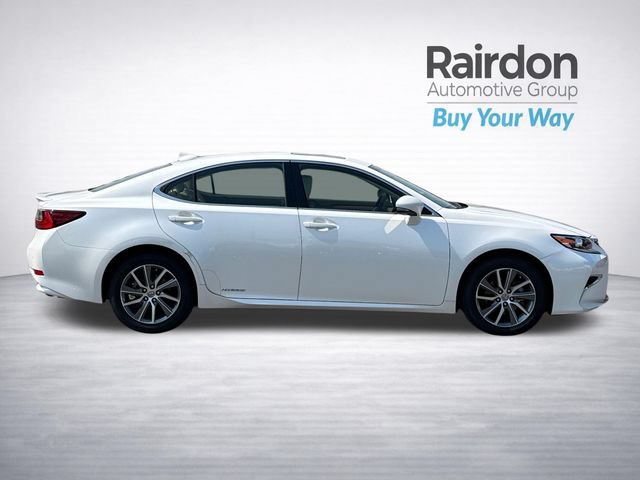 Used 2017 Lexus ES 300h w/ Navigation System Package FWD image 8