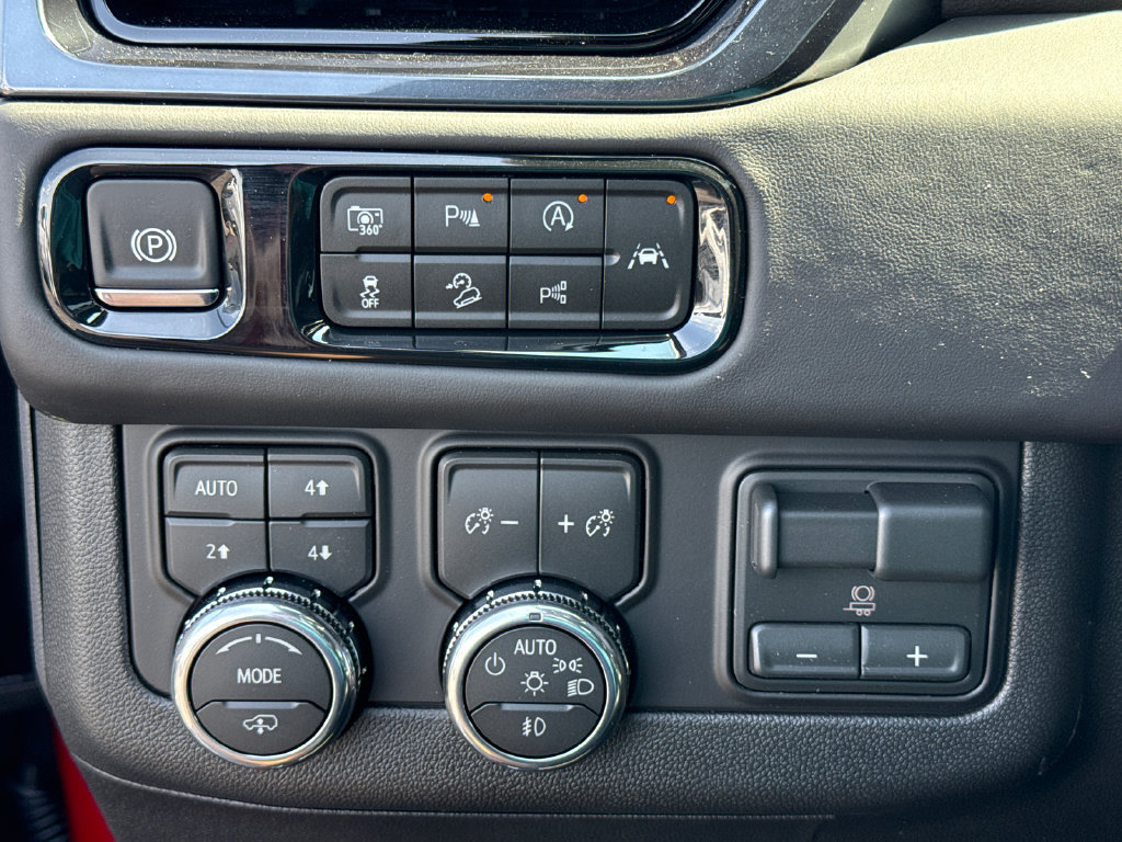 New 2026 GMC Yukon AT4 Ultimate AWD/4WD image 19
