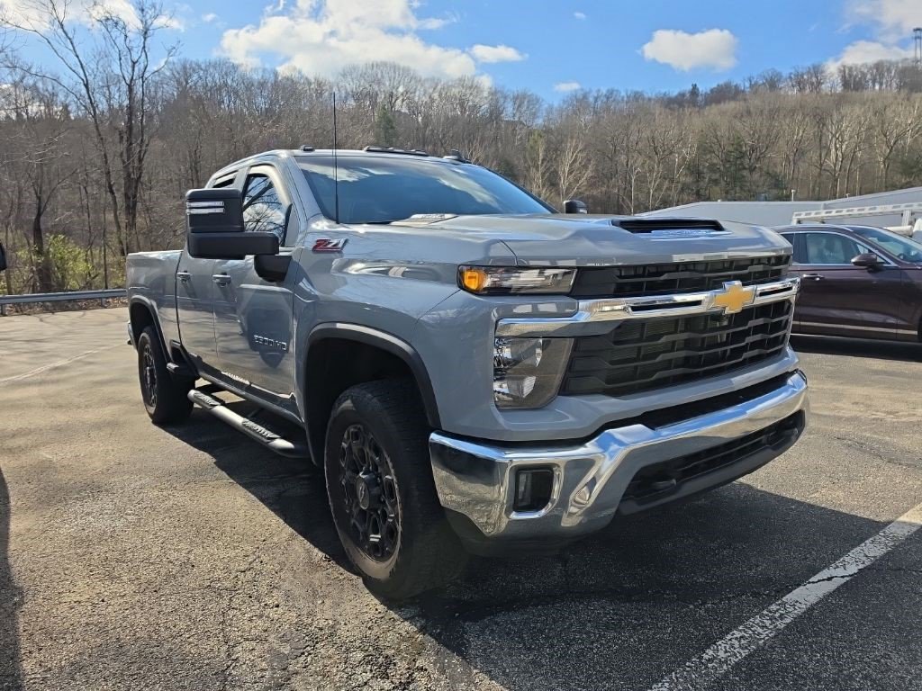 Certified 2024 Chevrolet Silverado 2500 LT w/ All Star Edition image 4