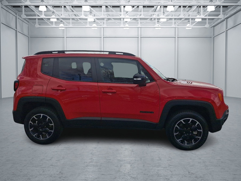 Certified 2023 Jeep Renegade Latitude image 6