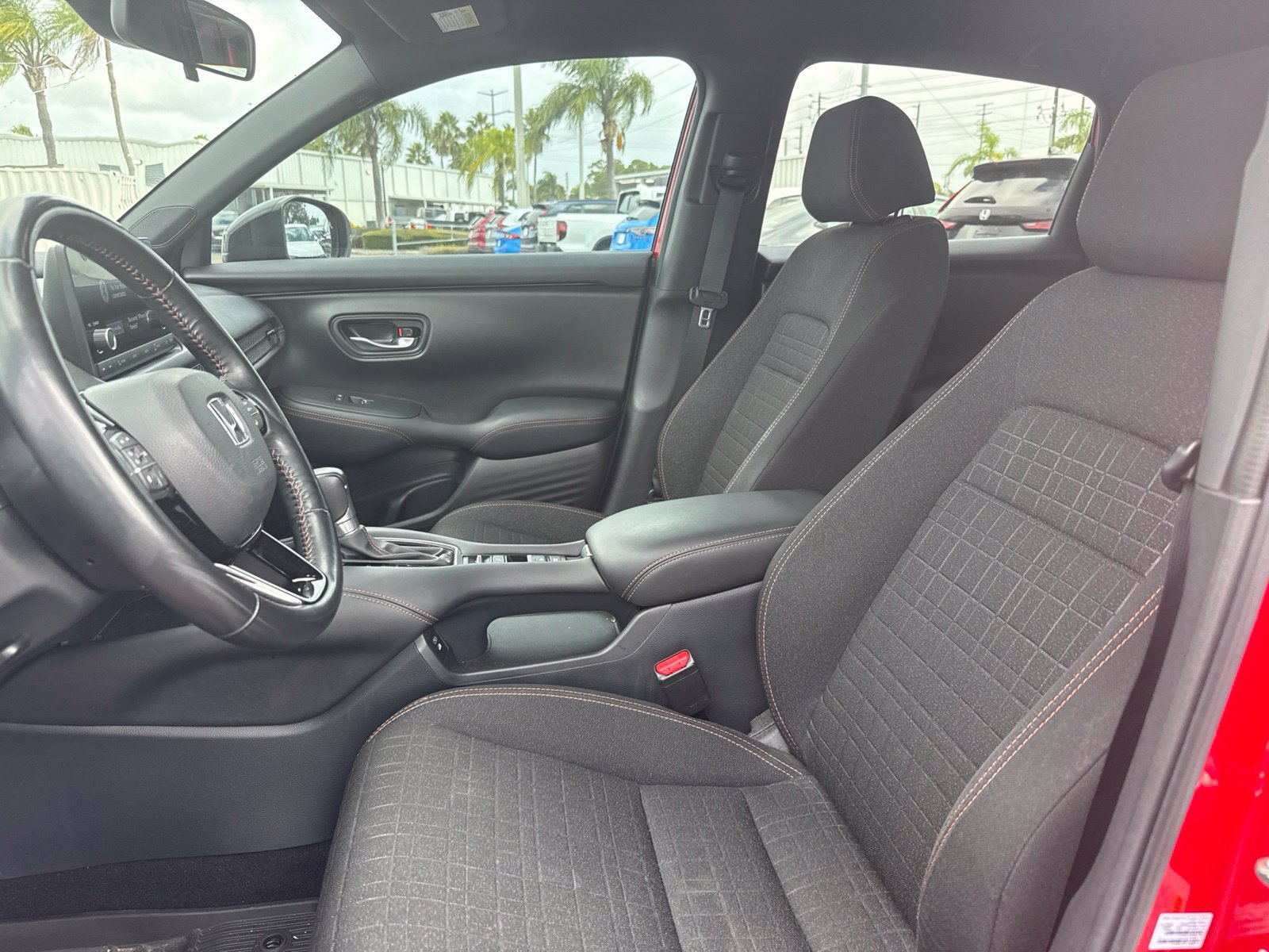 Used 2025 Honda HR-V Sport image 10
