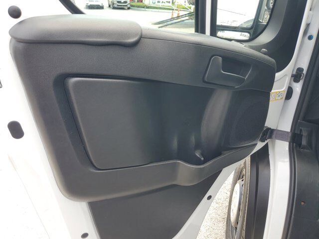 Used 2025 RAM ProMaster 2500 w/ Convenience Group FWD image 19