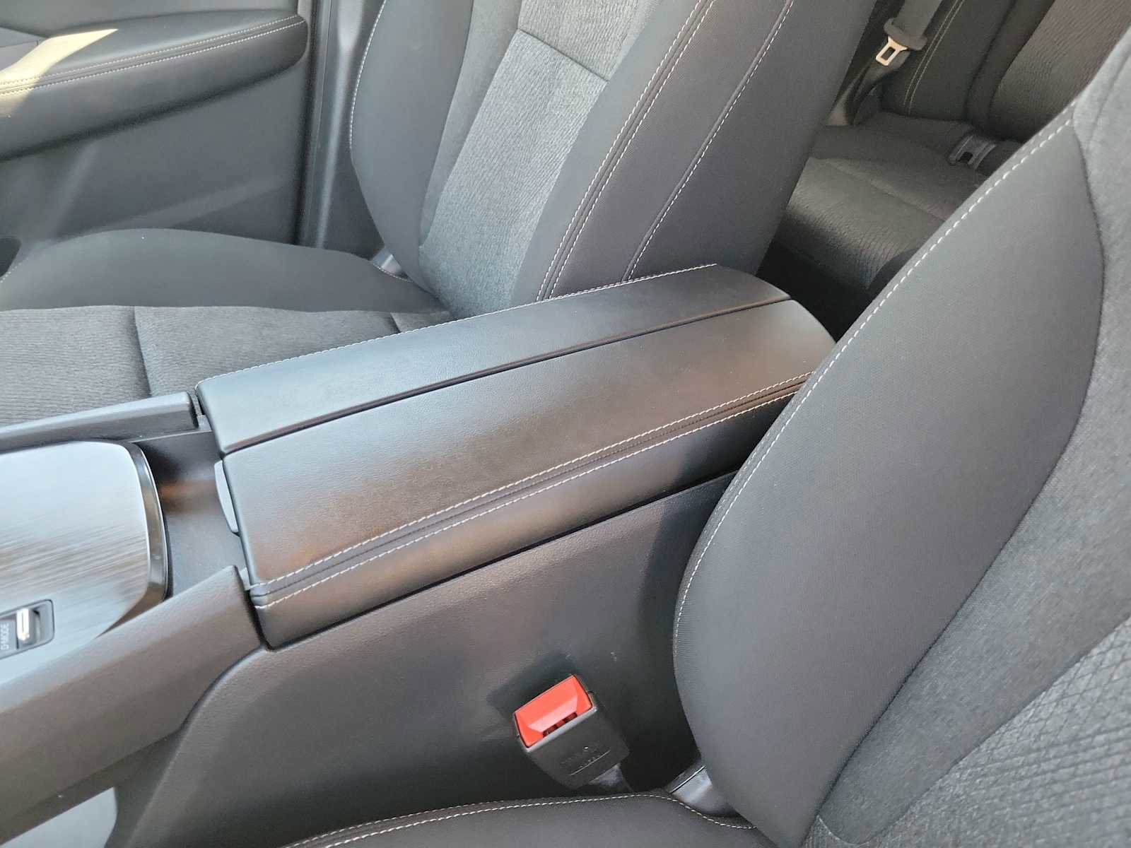 Used 2024 Nissan Rogue SV image 12