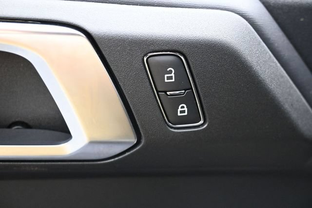 Certified 2025 Ford Bronco Outer Banks AWD/4WD image 15