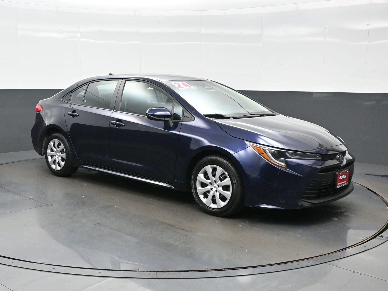 Used 2024 Toyota Corolla LE FWD image 8