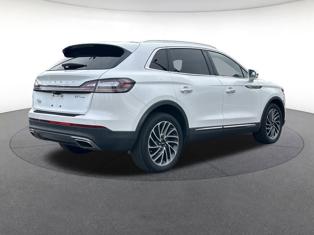 Used 2020 Lincoln Nautilus Reserve image 5