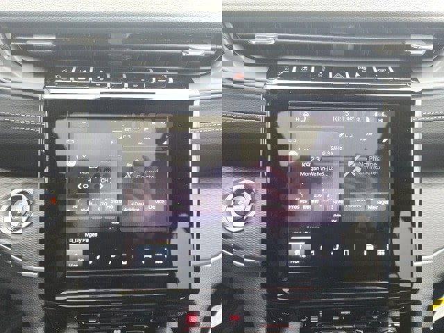 New 2025 Jeep Grand Cherokee Altitude image 2