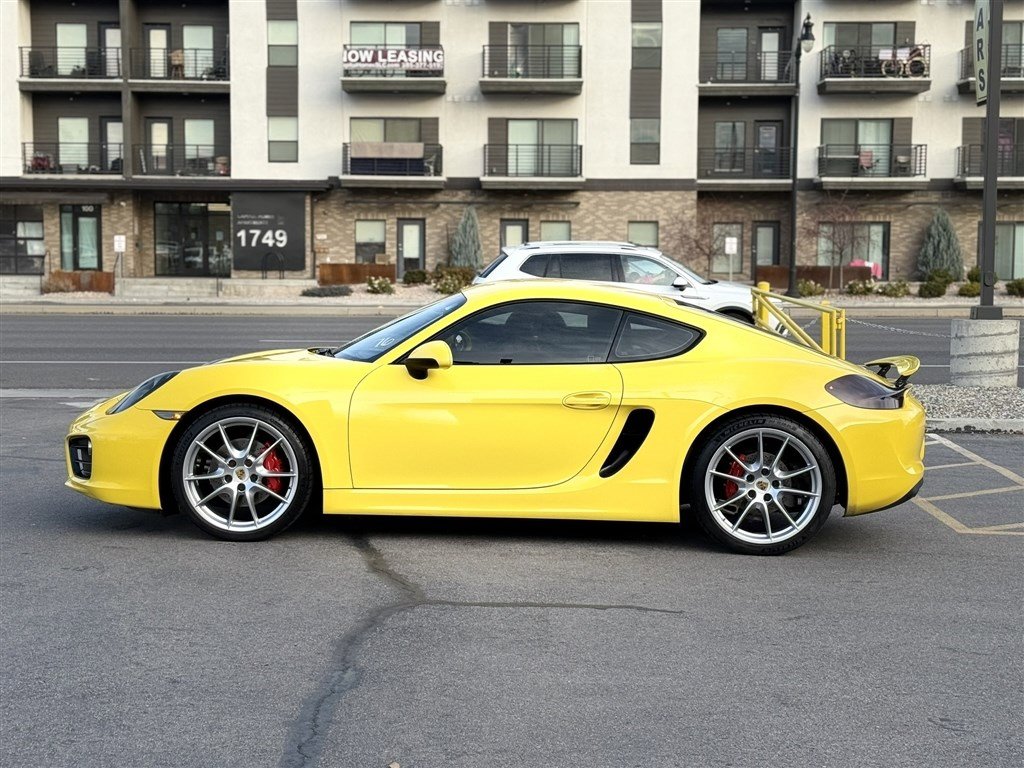 Used 2014 Porsche Cayman S image 4