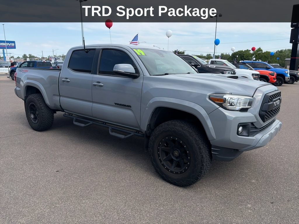 Used 2019 Toyota Tacoma TRD Sport w/ Technology Package AWD/4WD image 9