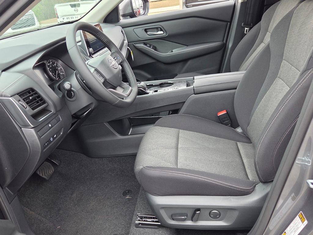 New 2026 Nissan Rogue SV image 3