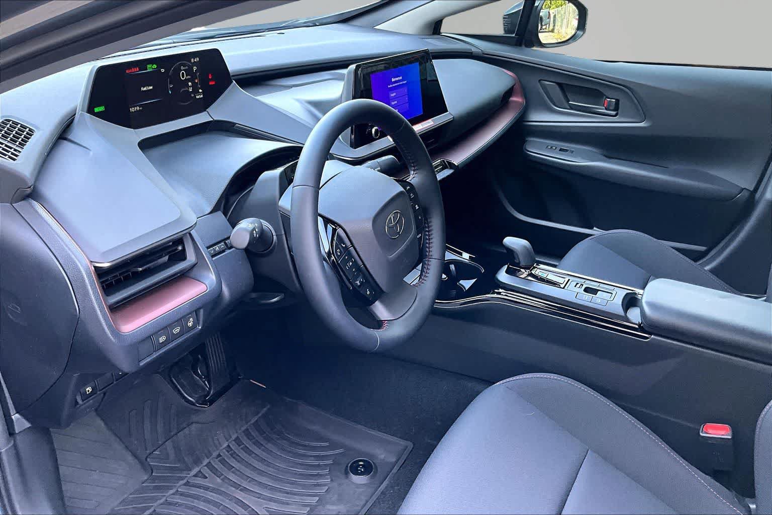 Certified 2026 Toyota Prius Plug-In Hybrid FWD image 18