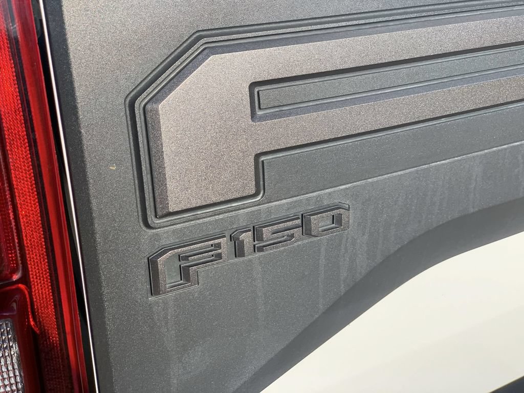 Used 2019 Ford F150 Raptor w/ Equipment Group 802A Luxury AWD/4WD image 31