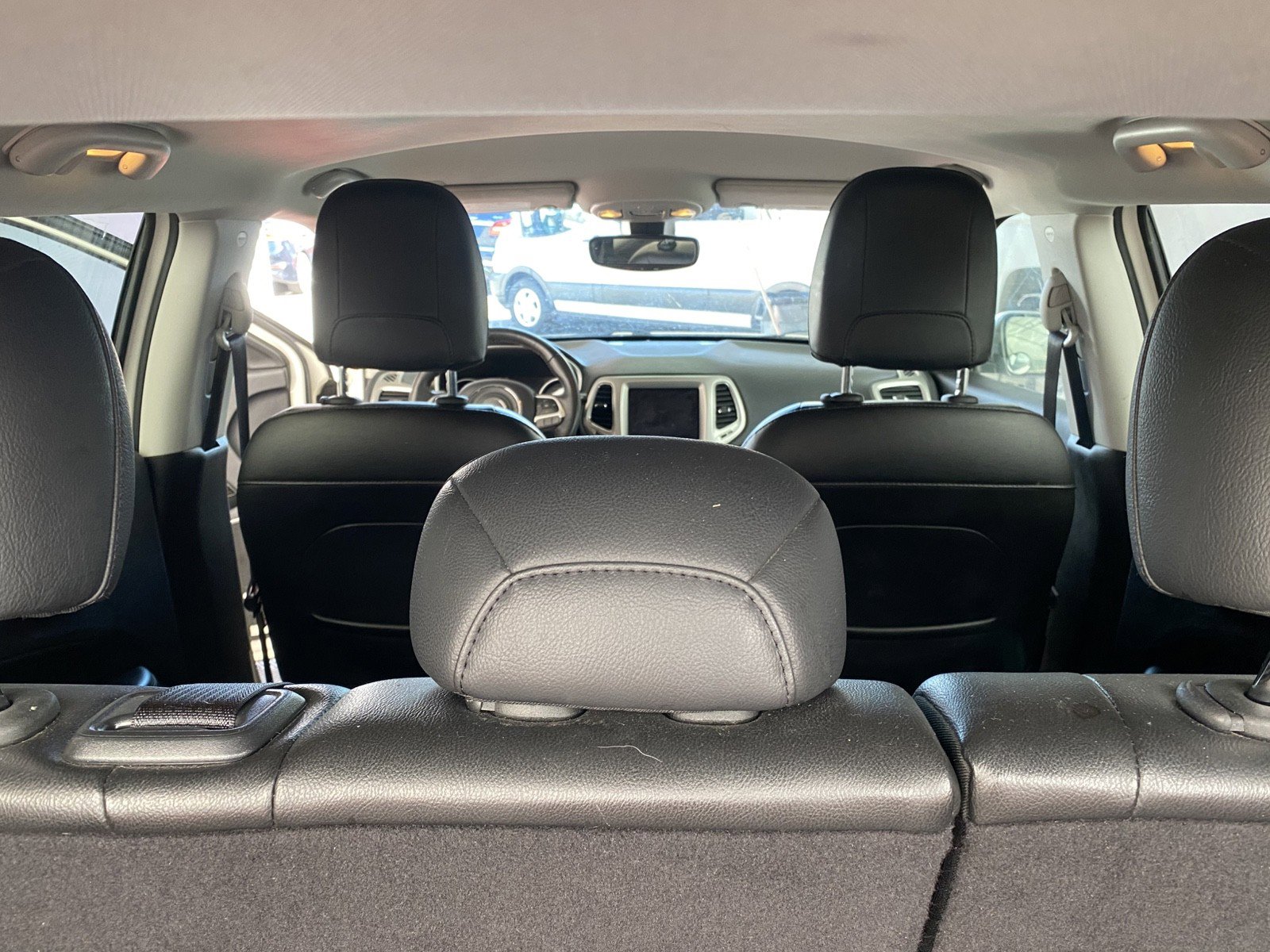 Used 2019 Jeep Compass Latitude w/ Popular Equipment Group image 12