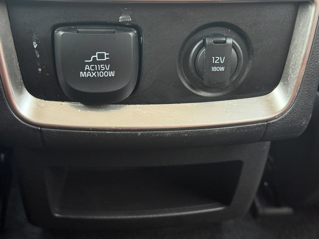 Used 2024 Kia Carnival SX FWD image 27
