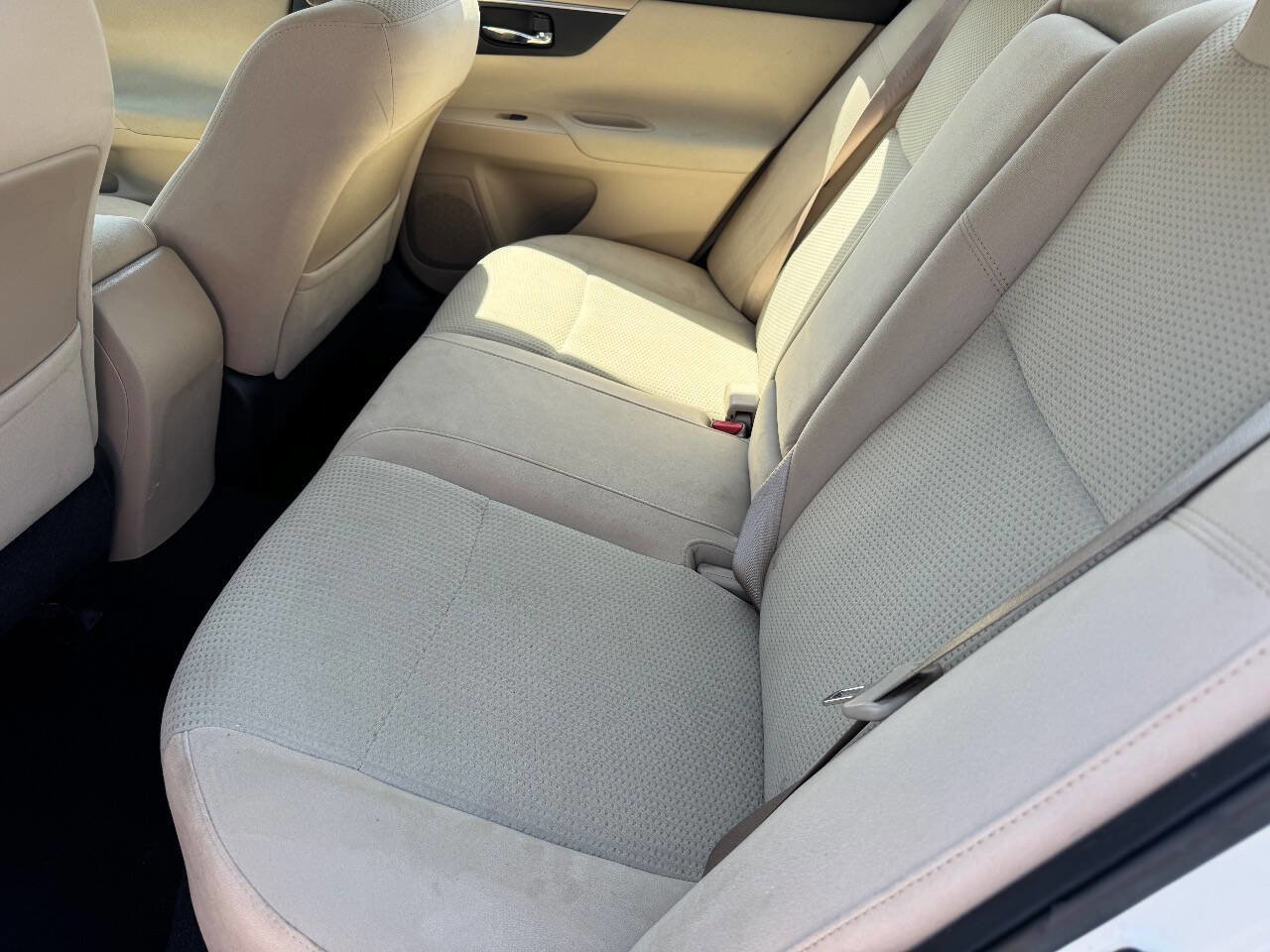 Used 2015 Nissan Altima 2.5 S w/ Power Driver Seat Package image 5