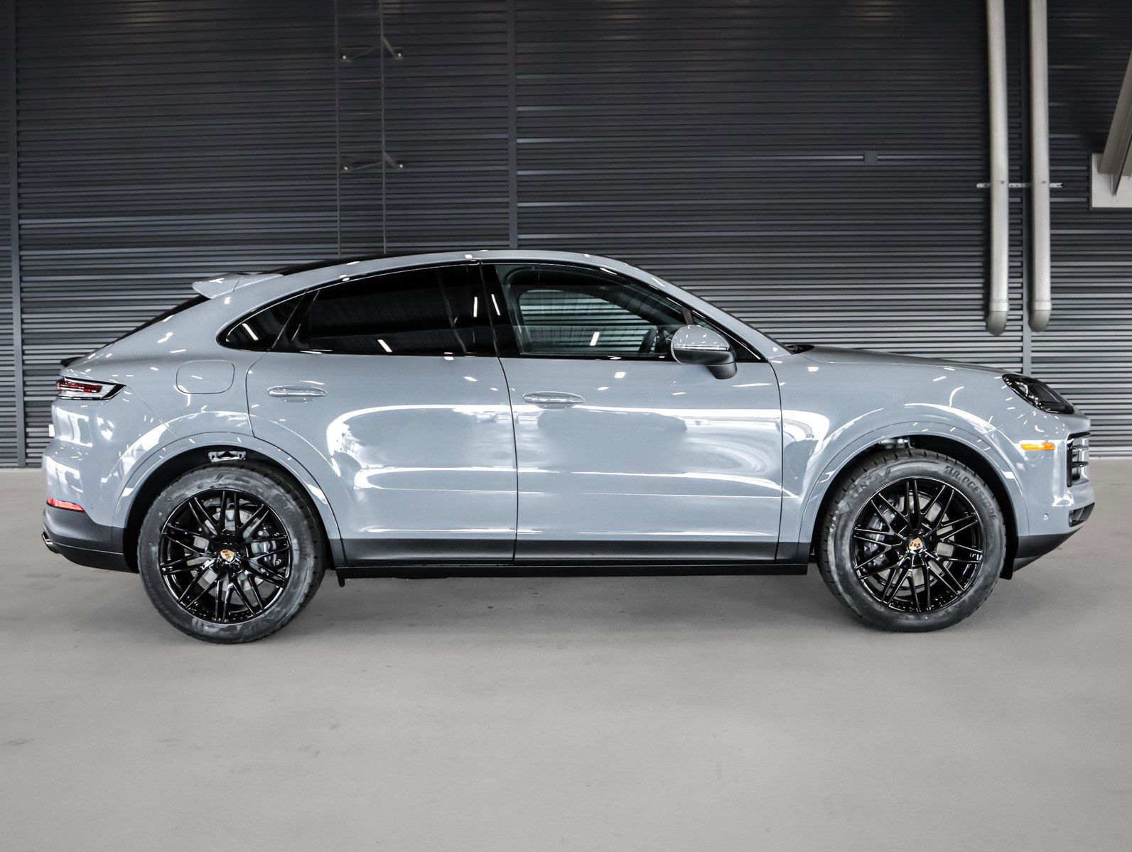 New 2026 Porsche Cayenne Coupe image 11