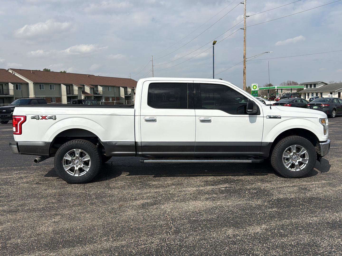 Used 2017 Ford F150 XLT w/ Equipment Group 302A Luxury image 13
