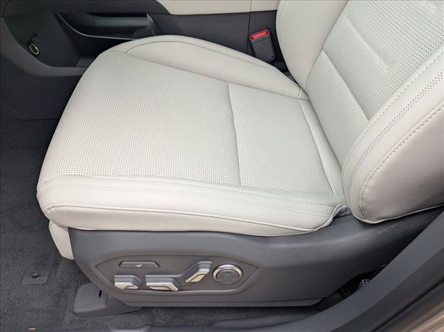 New 2027 Hyundai Santa Fe Calligraphy AWD/4WD image 4