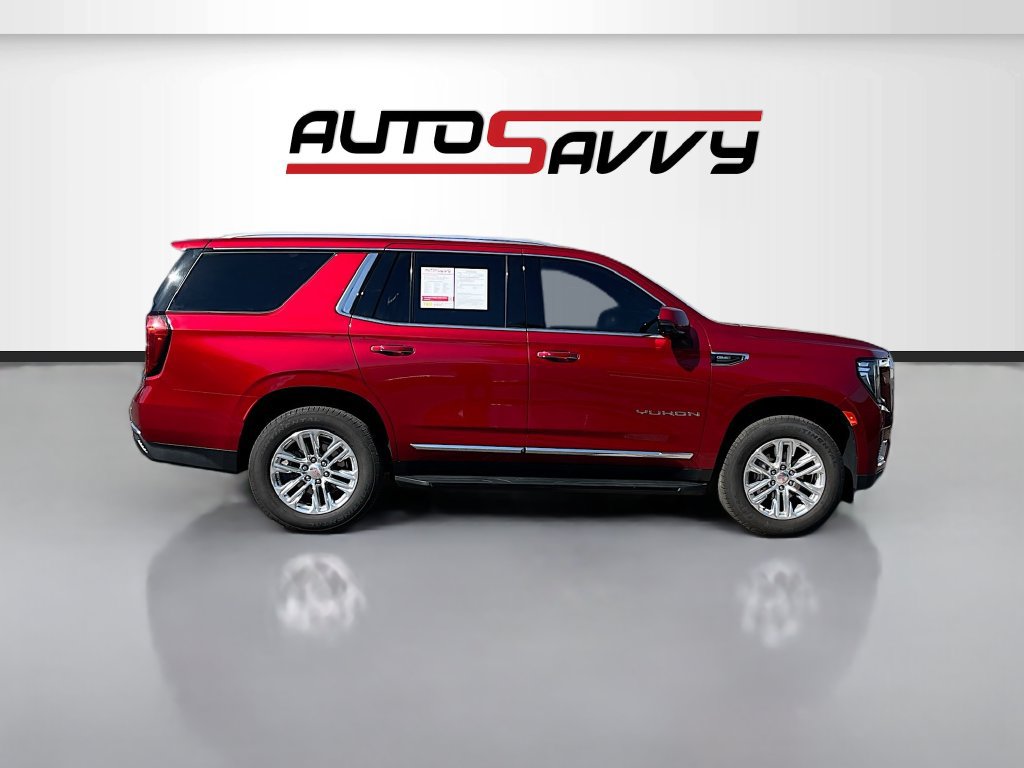 Used 2024 GMC Yukon SLT w/ SLT Luxury Package AWD/4WD image 8