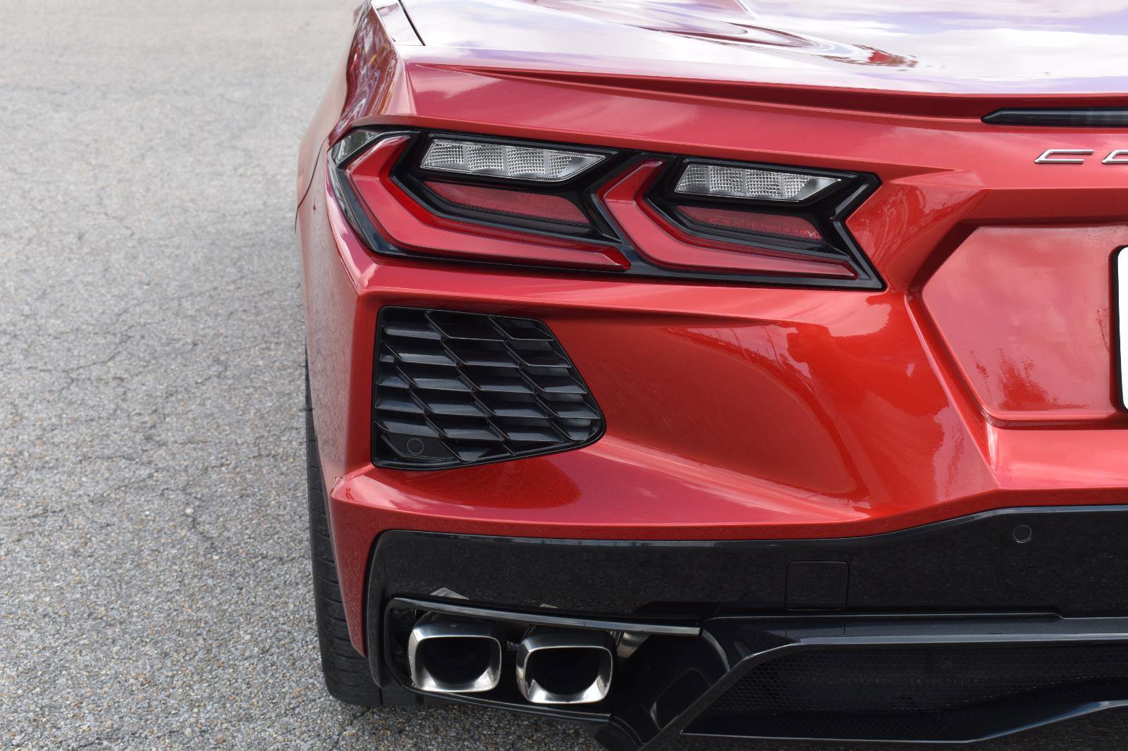 Used 2021 Chevrolet Corvette Stingray Premium Cpe w/ Engine Appearance Package RWD image 7