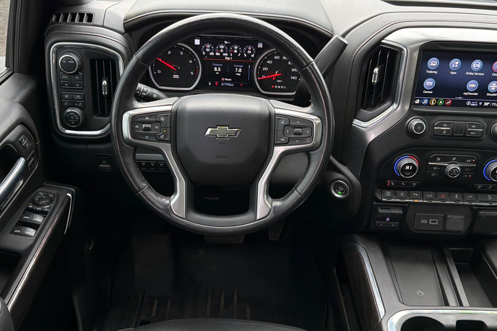 Used 2022 Chevrolet Silverado 3500 LTZ w/ LTZ Plus Package image 15