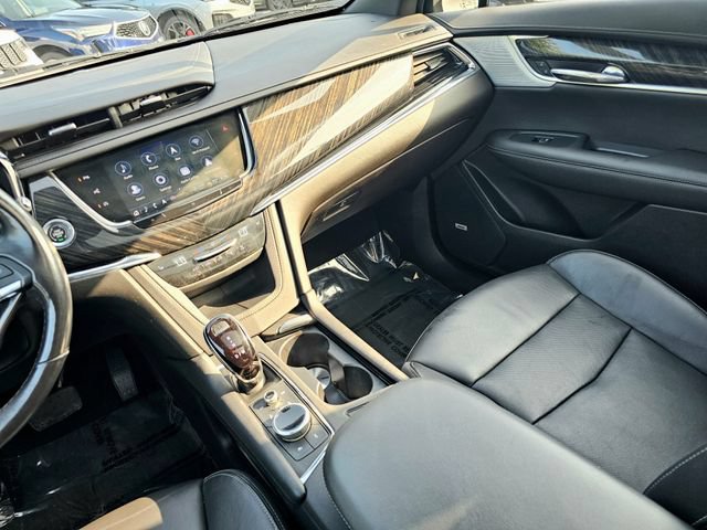 Used 2021 Cadillac XT6 Premium Luxury AWD/4WD image 35
