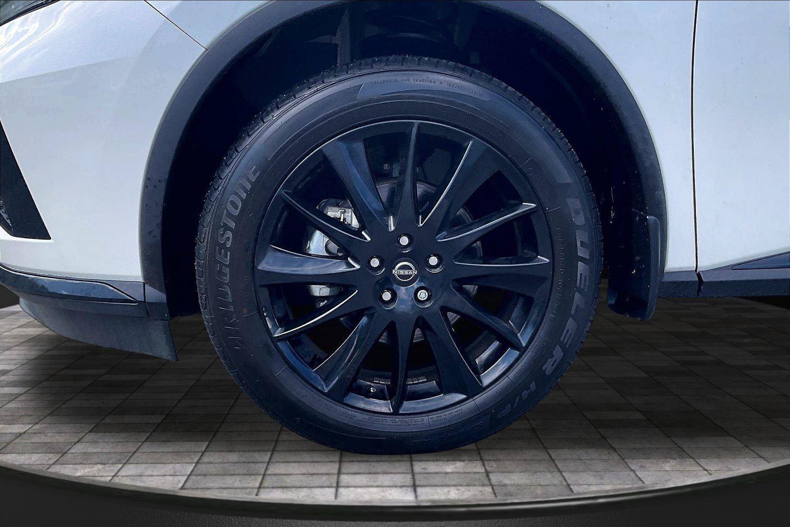 Certified 2024 Nissan Murano SV w/ SV Midnight Edition Package AWD/4WD image 9