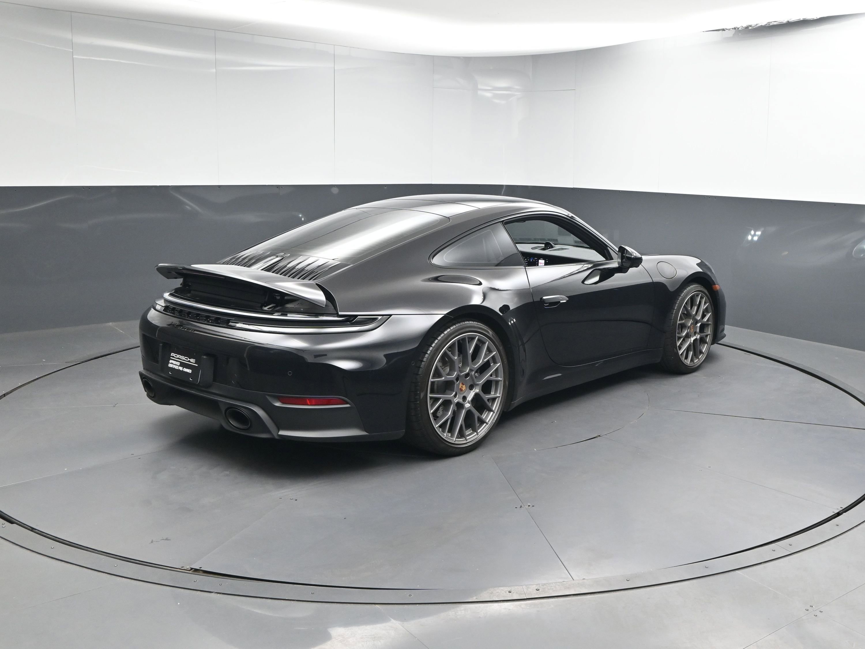 Certified 2025 Porsche 911 Carrera image 27