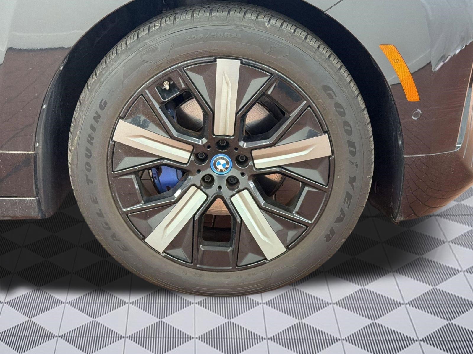 Certified 2023 BMW iX xDrive50 w/ Premium Package image 11