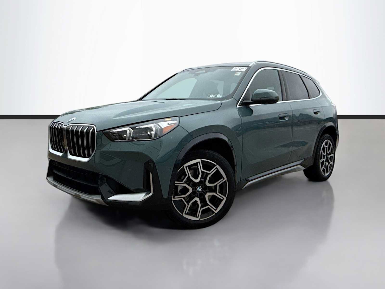 Certified 2026 BMW X1 xDrive28i AWD/4WD image 1